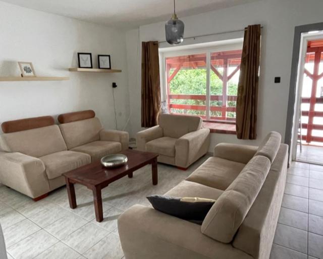 Boni Apartman ميسكولك المظهر الخارجي الصورة