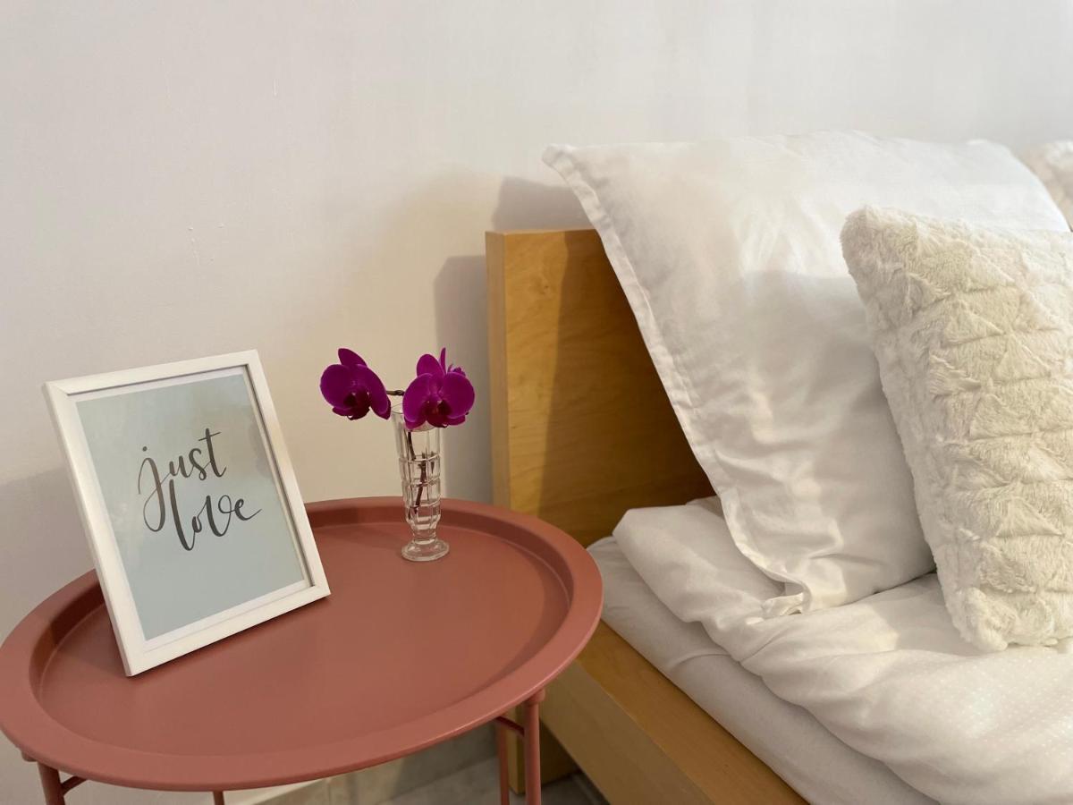 Boni Apartman ميسكولك المظهر الخارجي الصورة